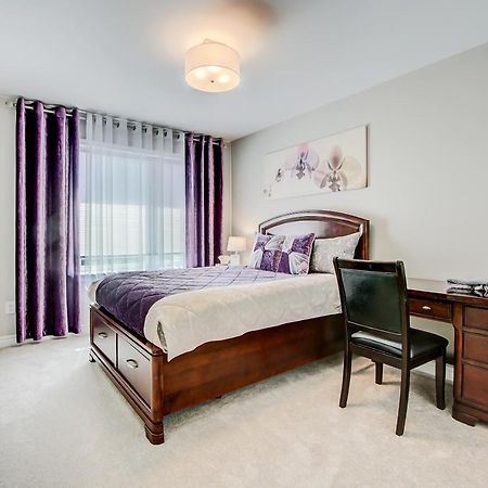 Henia'S Inn Отава Екстериор снимка